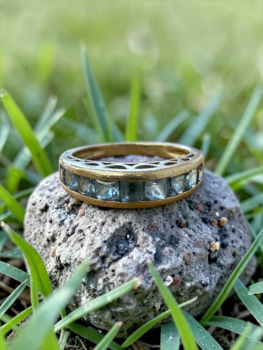Vintage 14k Gold Topaz Channel Set Band